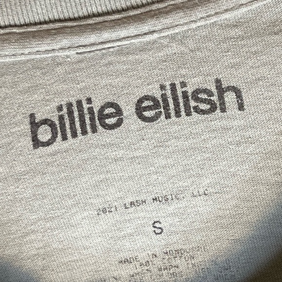 Billie Eilish T Shirt Unisex Adult size Small - Picture 2 of 3